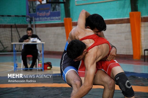 مسابقات کشتی استانی خراسان جنوبی