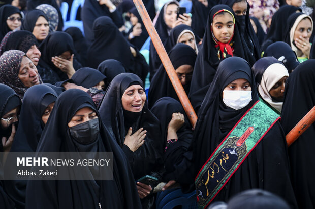 تشییع و خاکسپاری شهید گمنام در شهر بیکاه رودان