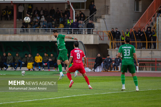 لیگ برتر فوتبال - شمس‌آذر و پرسپولیس