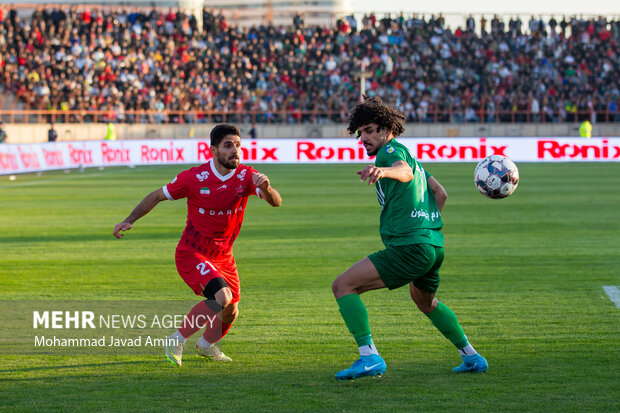 لیگ برتر فوتبال - شمس‌آذر و پرسپولیس