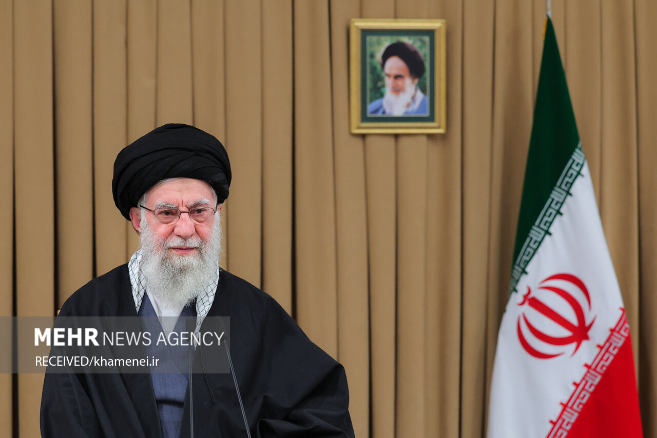 سخنرانی تلویزیونی رهبر معظم انقلاب اسلامی خطاب به ملت ایران