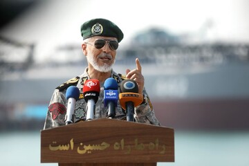 Iran must increase naval strength to develop ocean economy