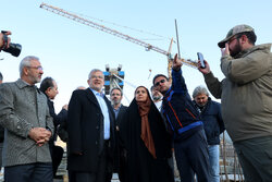 صادق: کنارگذر شمالی کرج تا پایان امسال تکمیل می‌شود