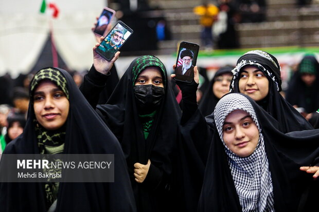 گردهمایی بسیجیان قم به مناسبت هفته بسیج