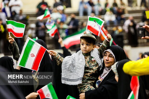 گردهمایی بسیجیان قم به مناسبت هفته بسیج