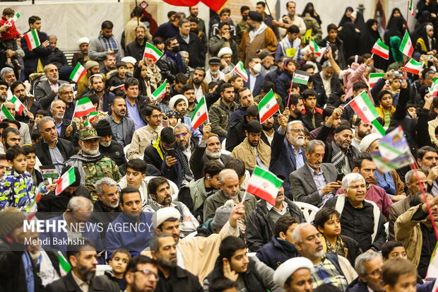 گردهمایی بسیجیان قم به مناسبت هفته بسیج