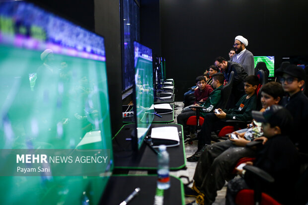 گرامیداشت هفته بسیج در دارالشهدا تهران