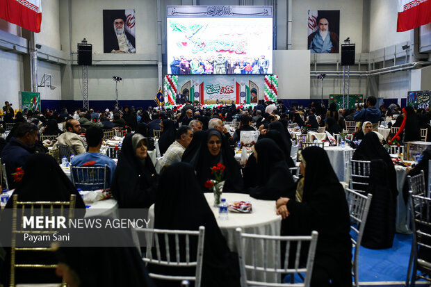 گرامیداشت هفته بسیج در دارالشهدا تهران