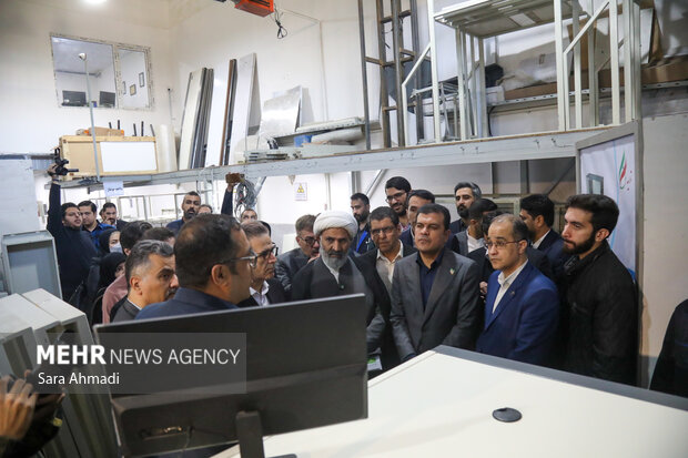 بازدید معاون علمی و فناوری رئیس‌جمهور از پارک علم و فناوری مشهد