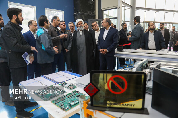 بازدید معاون علمی و فناوری رئیس‌جمهور از پارک علم و فناوری مشهد