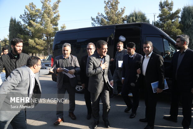 بازدید معاون علمی و فناوری رئیس‌جمهور از پارک علم و فناوری مشهد