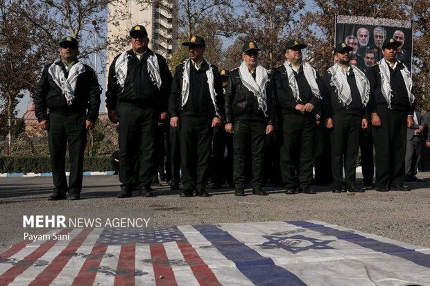 اجتماع بزرگ بسیجیان "فاتحا بیت المقدس ۳"