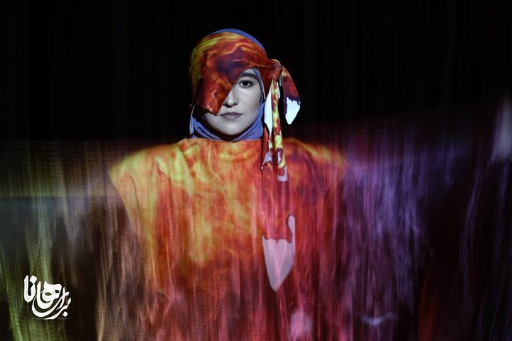 «برای هانا» به صحنه میرود