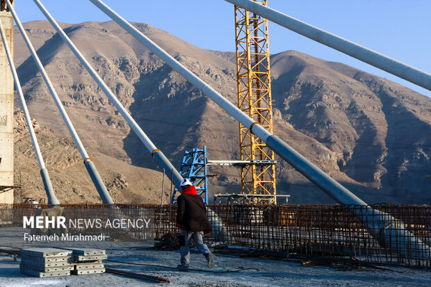 بازدید وزیر راه و شهرسازی از کنارگذر آزادراه شمالی کرج