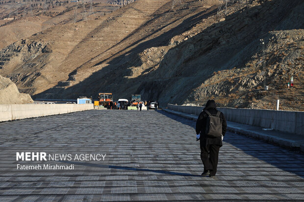 بازدید وزیر راه و شهرسازی از کنارگذر آزادراه شمالی کرج