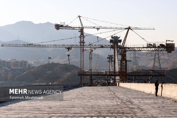 بازدید وزیر راه و شهرسازی از کنارگذر آزادراه شمالی کرج