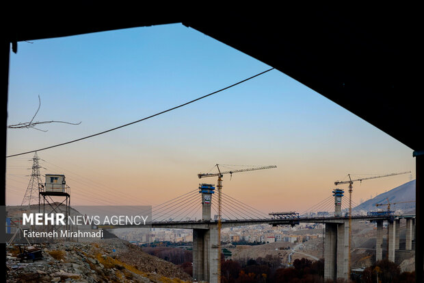 بازدید وزیر راه و شهرسازی از کنارگذر آزادراه شمالی کرج