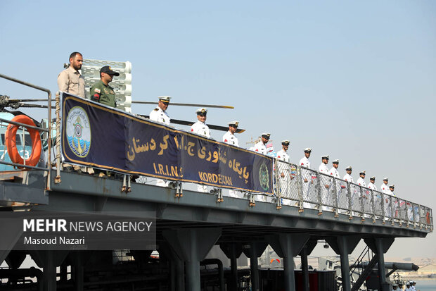 الحاق پایگاه شناوری «کردستان»  و ناوشکن «سهند» به نیروی دریایی ارتش