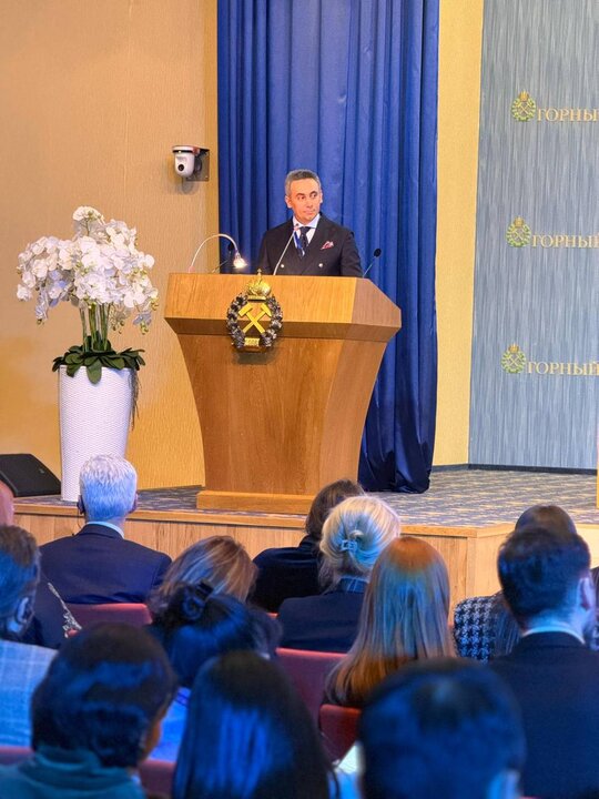 حضور نماینده شهرک سلامت اصفهان درهفتمین فروم شهرهای بریکس در روسیه