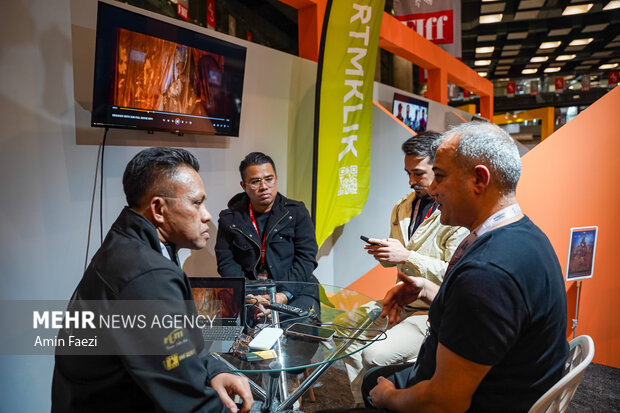 تنوری که بالاخره گرم شد؛ شیرازیها چقدر از جشنواره جهانی مطلع هستند؟