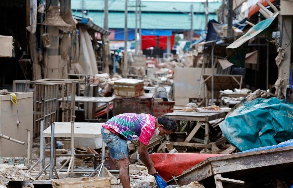 تلفات سیل در جنوب تایلند به ۱۴۵ نفر رسید