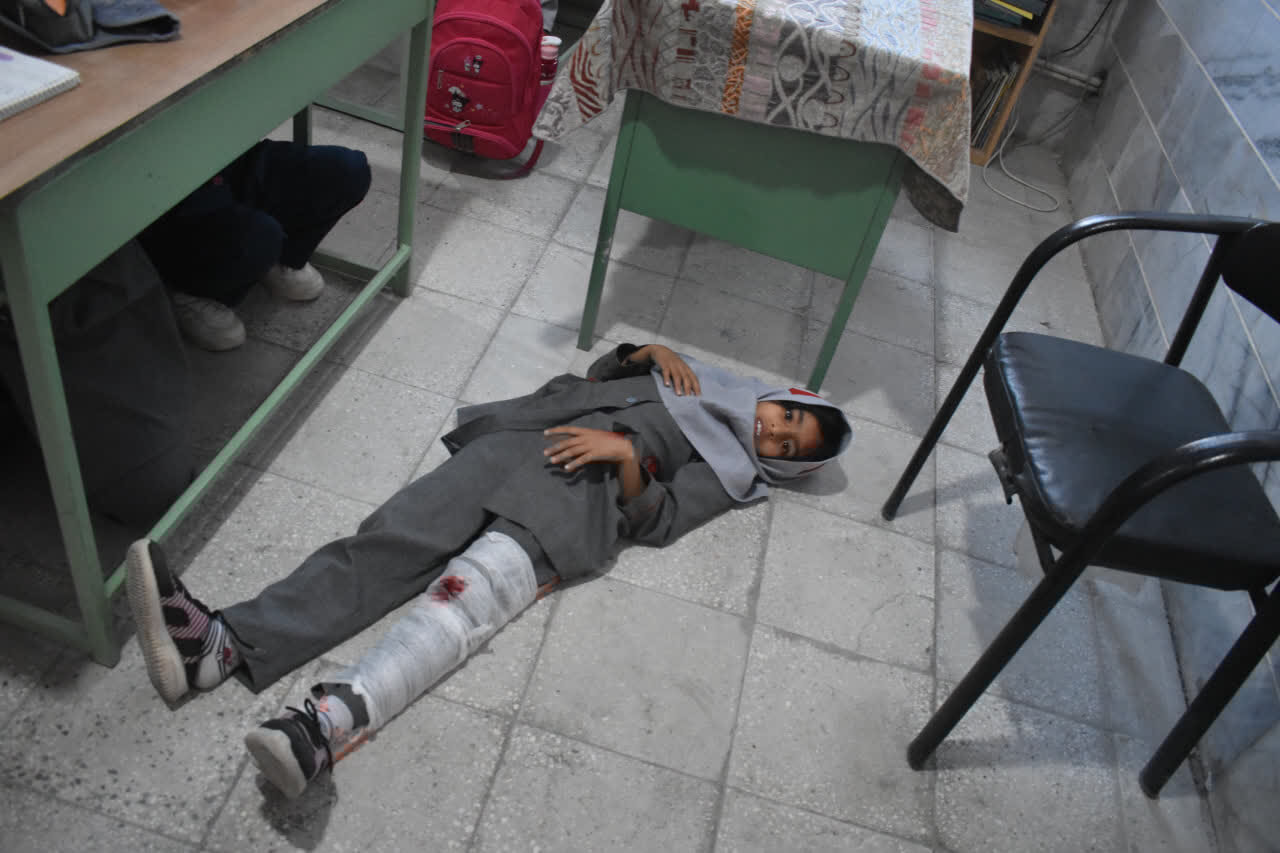 مانور آمادگی در برابر زلزله در مدارس شهرستان دهلران