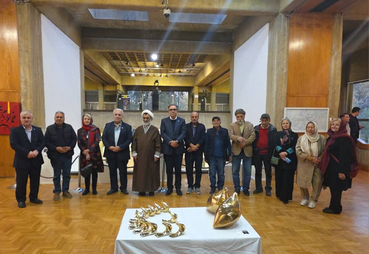 هنرمندان،پيشكسوت،نمايشگاه،هنري،موسسه،آثار،نياوران،تجسمي،هنره ...