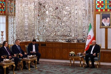 Turkish FM Fidan meets with Iran Parl. speaker in Tehran