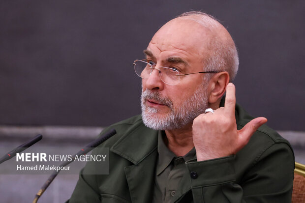 نشست صمیمانه رئیس مجلس با مدیران رسانه‌های کشور