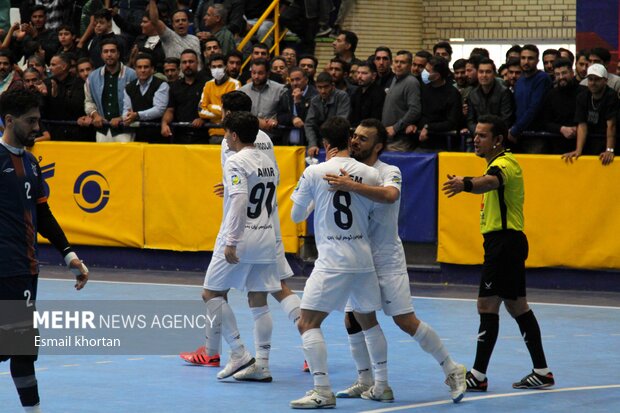 لیگ برتر فوتسال ایران گهرزمین سیرجان و مس سونگون