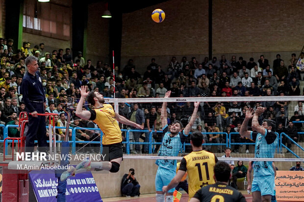 لیگ برتر والیبال ؛ سپاهان اصفهان و شهرداری ارومیه