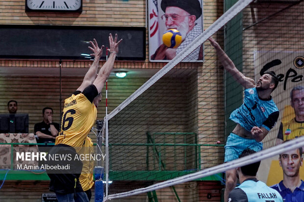 لیگ برتر والیبال ؛ سپاهان اصفهان و شهرداری ارومیه
