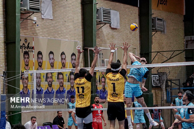 لیگ برتر والیبال ؛ سپاهان اصفهان و شهرداری ارومیه