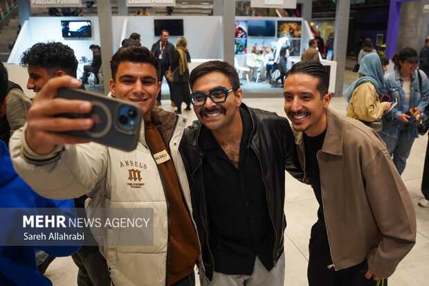 پنجمین جشواره جهانی فیلم فجر