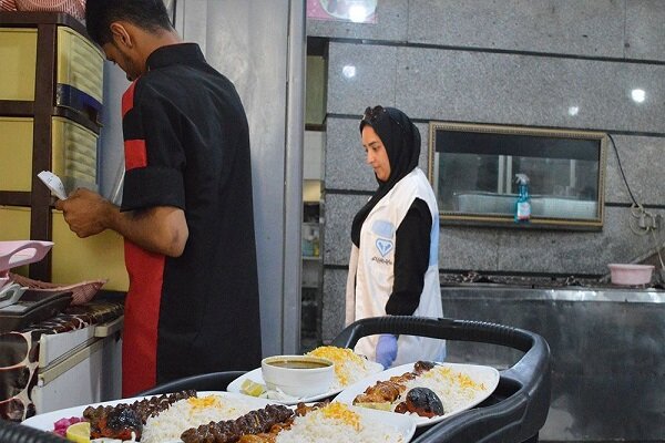 معدوم سازی ۲۶۰۰ کیلوگرم فرآورده غیرقابل مصرف در چابهار