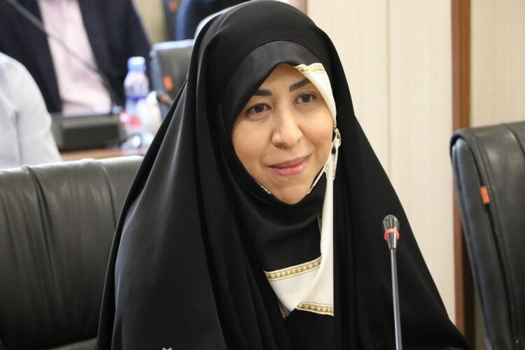 غفاری: اندیشه رهبر انقلاب امکان ارتقای زنان را به رسمیت شناخته است