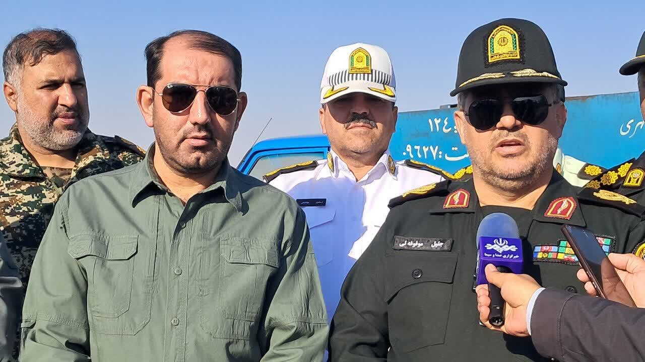 آغاز طرح مقابله با قاچاق فرآوردههای سوختی در جنوب کرمان آغاز طرح مقابله با قاچاق فرآوردههای سوختی در جنوب کرمان