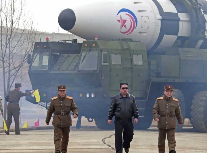 Severna Koreja opozarja Japonsko pred jedrskimi ambicijami