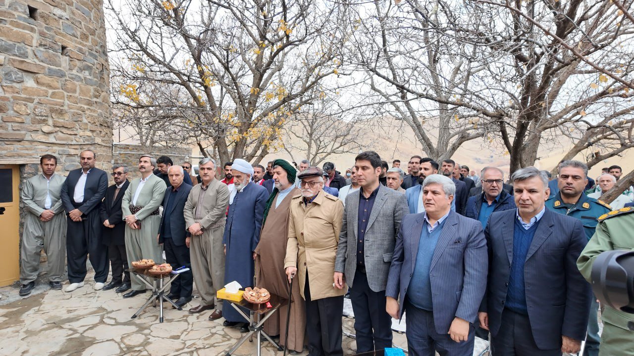 رونمایی از پوستر همایش ملی اندیشههای آیتالله مردوخ در روستای نوره