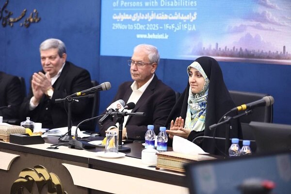 حضور،معلوليت،زنان،صداي،شنيدن،مسير،موفق،اشاره،عامليت،كارآفرين ...