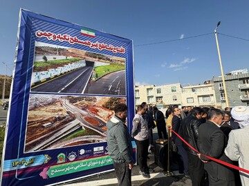 رشیدی: تقاطع تکیه و چمن دسترسی به نقاط گردشگری سنندج را تسهیل می‌کند