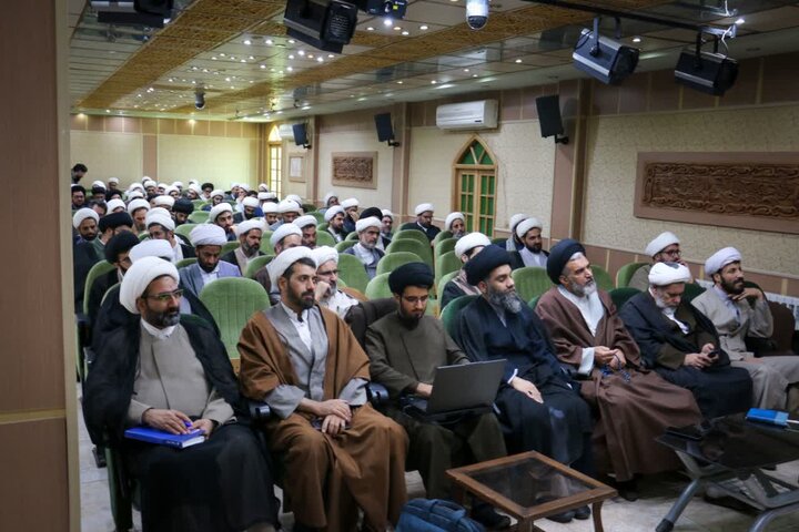 موسوی: ضرورت تشکیل شبکه ۵۰ هزار نفری از اساتید فعال حوزوی کشور