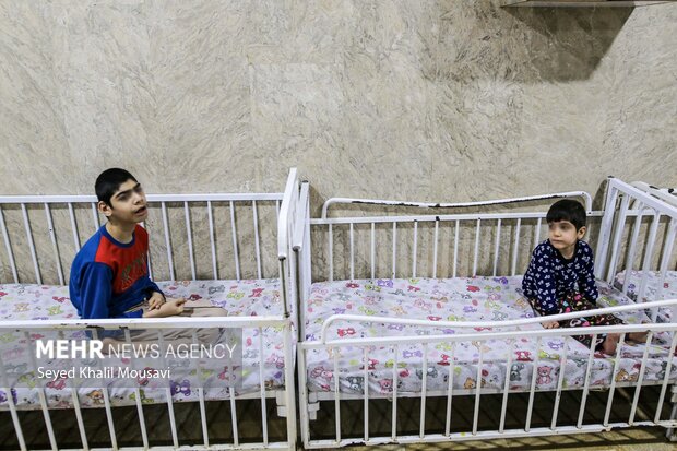 خانه ای کوچک برای دنیای متفاوت