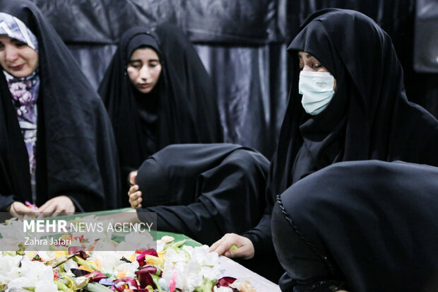 تشییع شهید گمنام در دانشکده علوم قرآنی بندرعباس