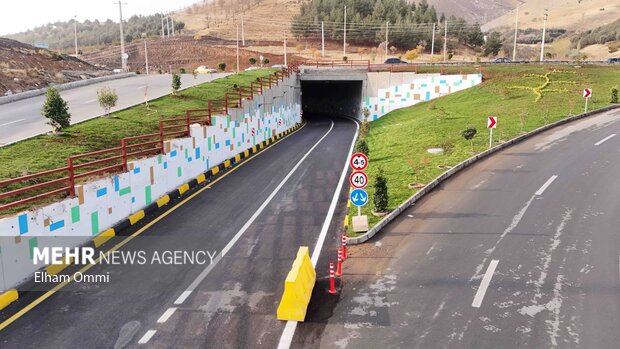 آئین افتتاح پروژه تقاطع غیرهمسطح «تکیه چمن» سنندج