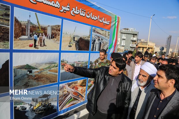 آئین افتتاح پروژه تقاطع غیرهمسطح «تکیه چمن» سنندج