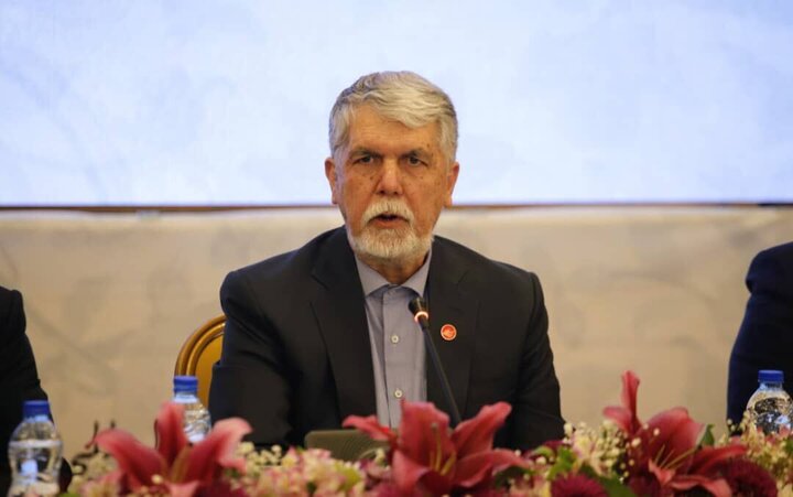 وزير الثقافة : مهرجان فجر السينمائي يشكل فرصة لبناء سينما تركز على السلام والعدالة