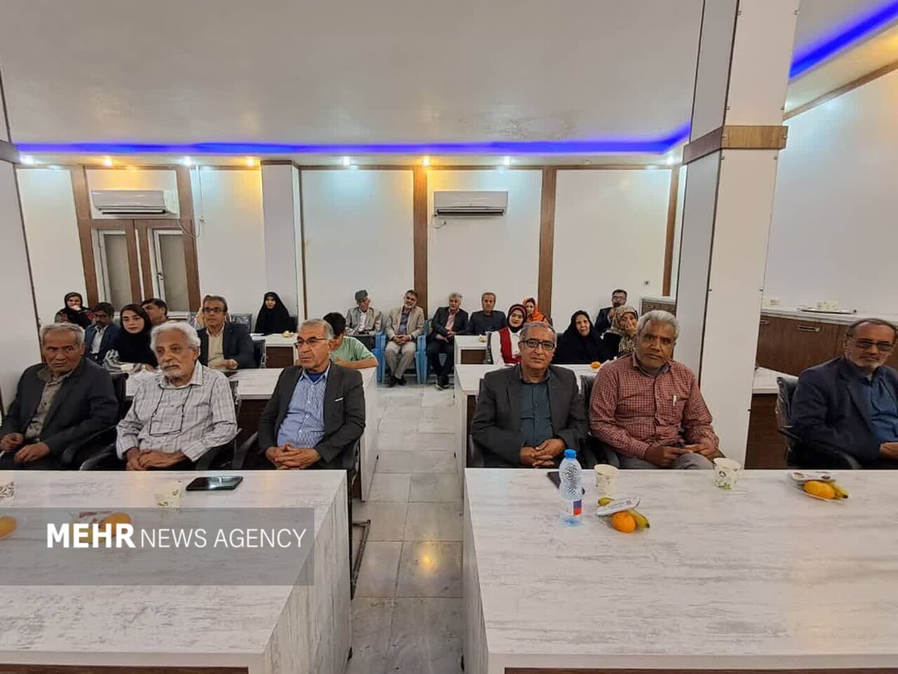 مجموعه «اخوانیه‌ها» رونمایی شد