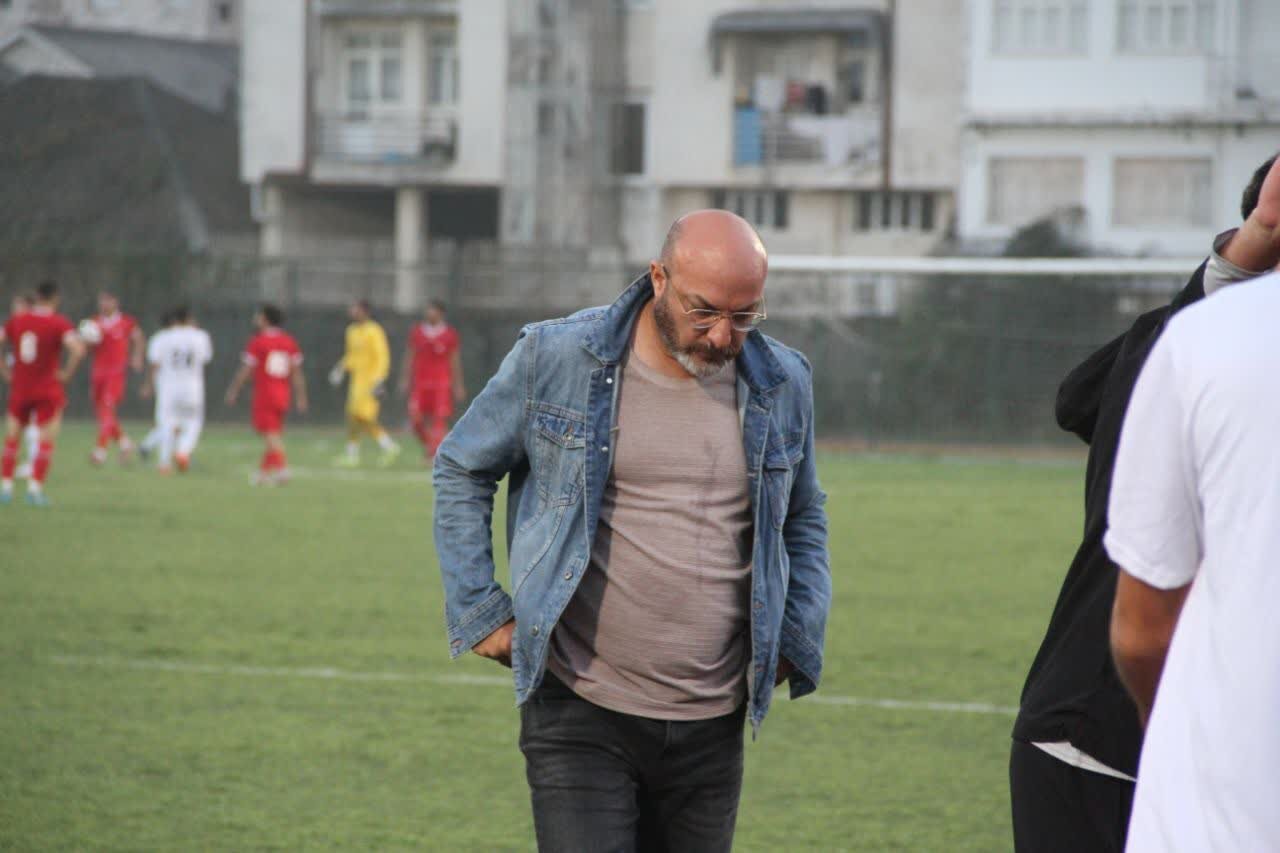 «فرشاد کرمی» از هدایت تیم فوتبال شهرداری آستارا کنارهگیری کرد «فرشاد کرمی» از هدایت تیم فوتبال شهرداری آستارا کنارهگیری کرد