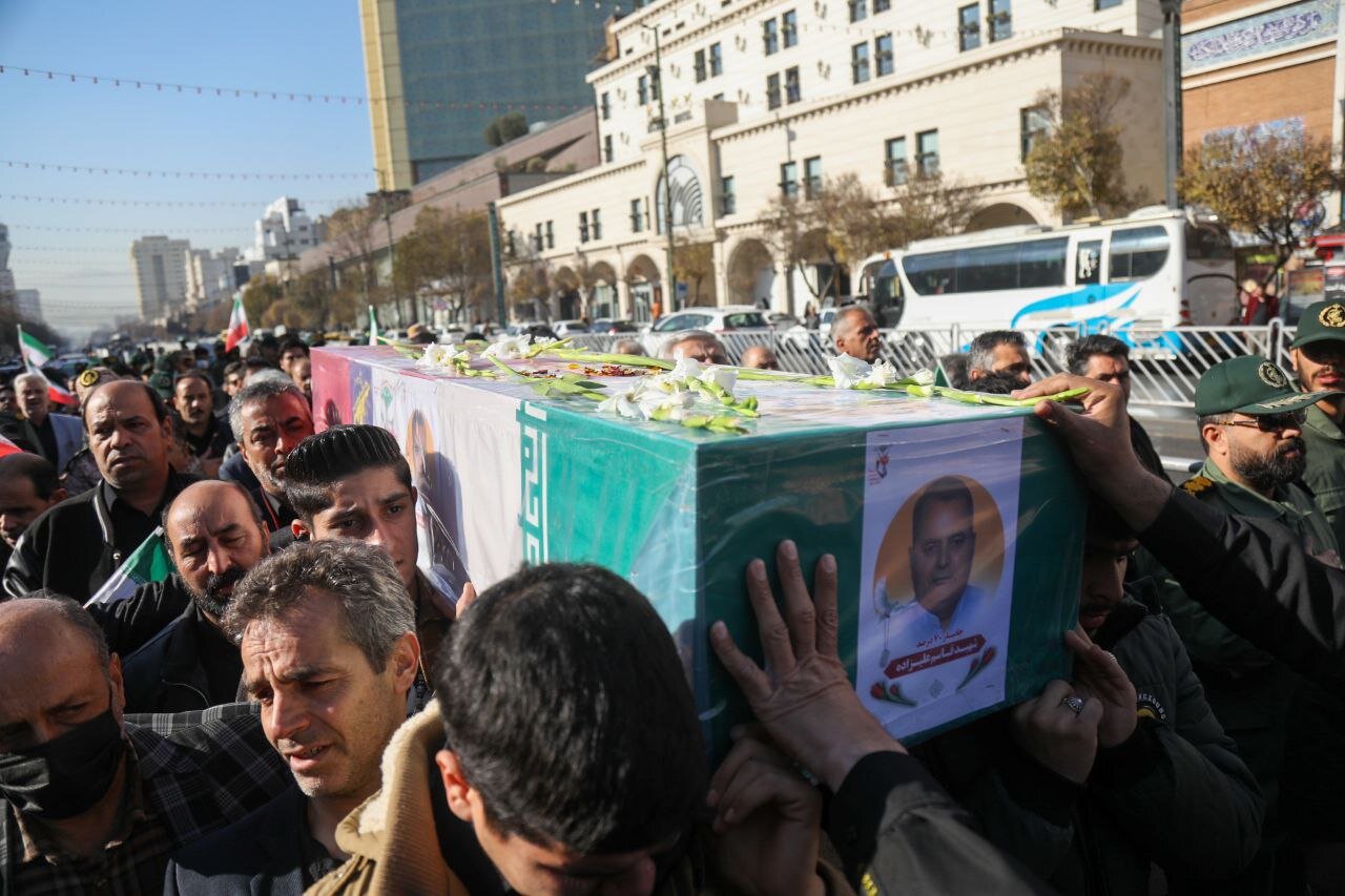 تشییع پیکر جانباز سرافراز «قاسم علیزاده» در مشهد